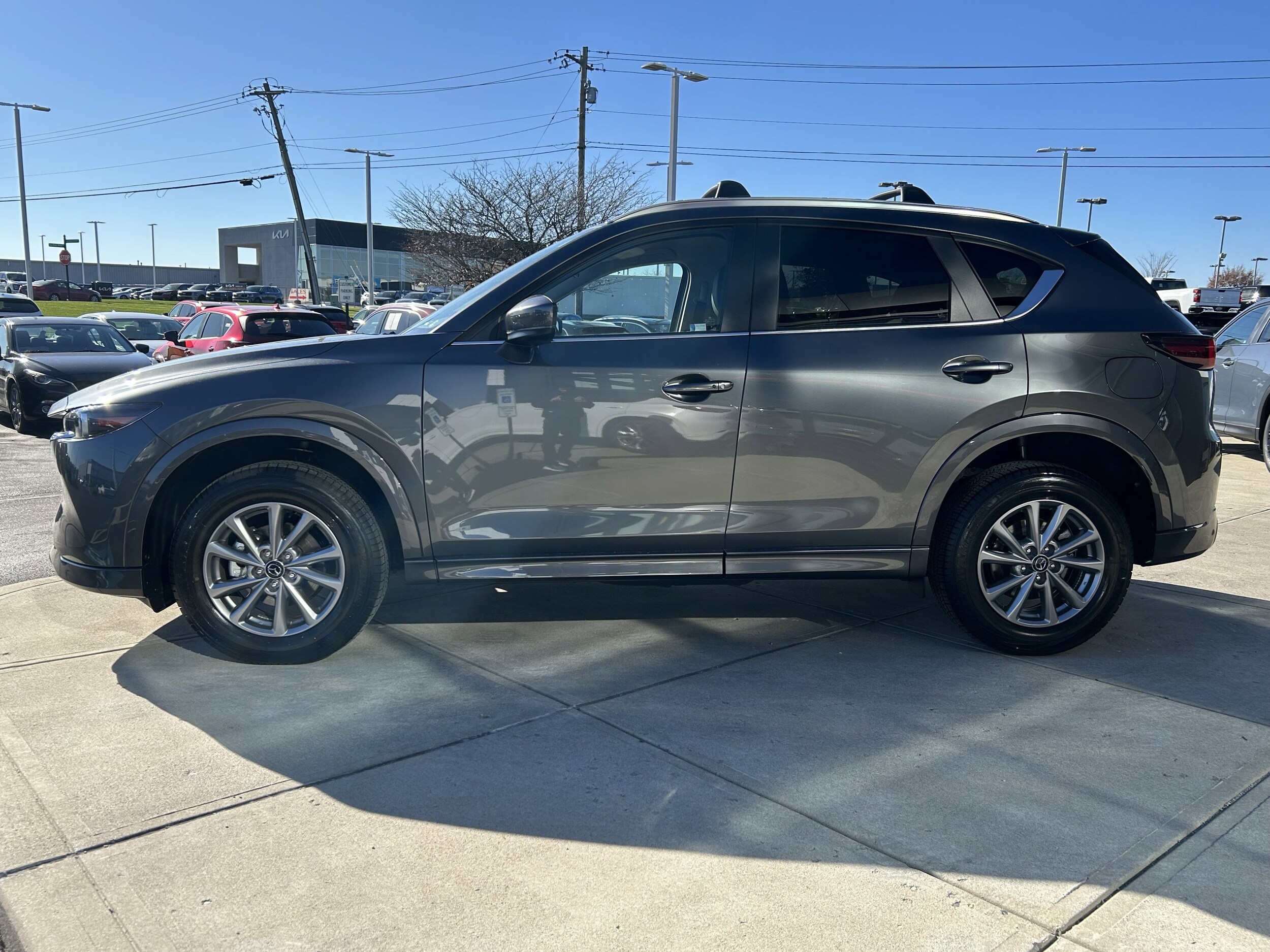 2025 Mazda CX-5 2.5 Select photo 4