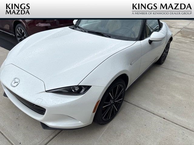 2026 Mazda MX-5 Miata Grand Touring's photo