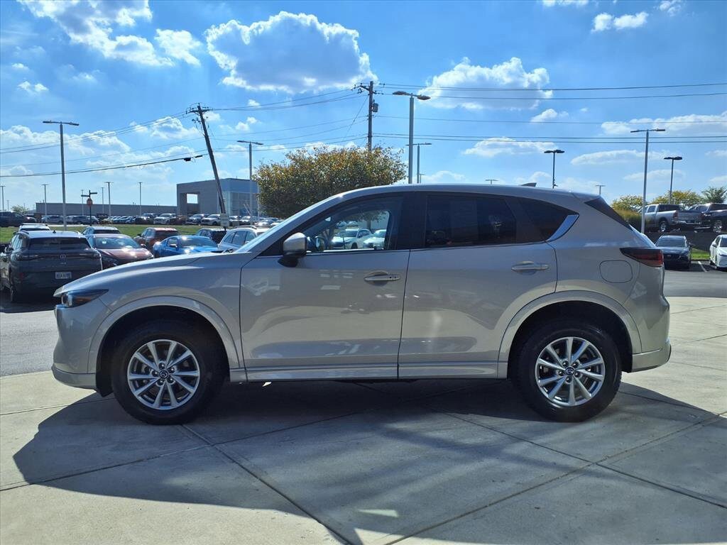 2024 Mazda CX-5 2.5 Select photo 2