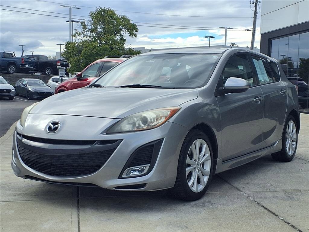 2011 Mazda Mazda3 Sport Hatchback photo 2