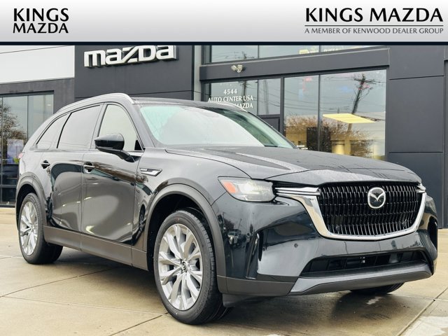 2026 Mazda CX-90 Preferred Package's photo