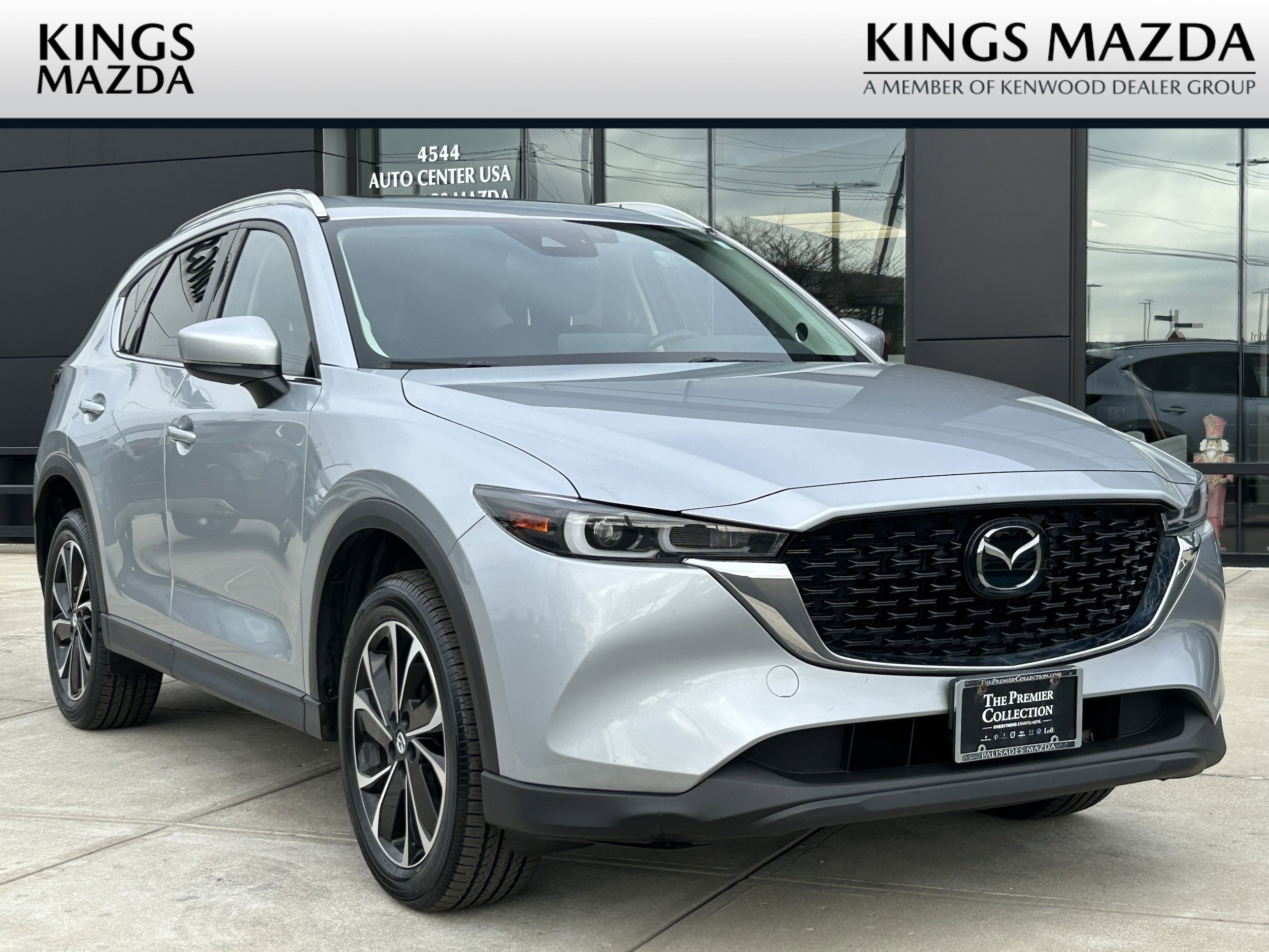 2023 Mazda CX-5 S Premium package's photo