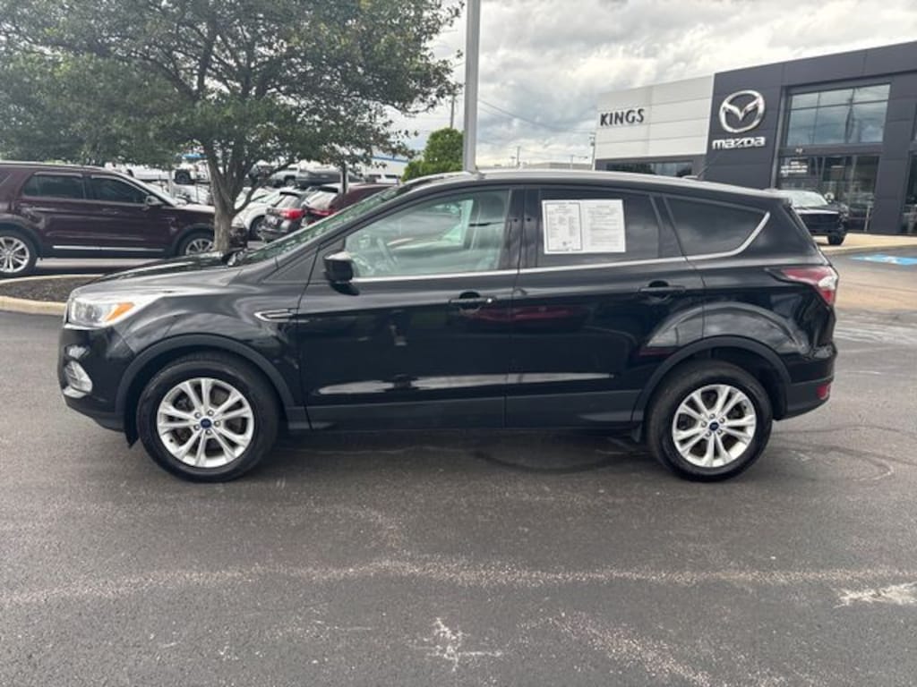 Used 2017 Ford Escape SE SUV