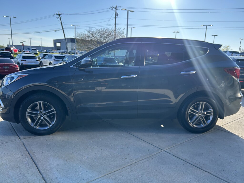 Used 2018 Hyundai Santa Fe Sport 2.4L SUV