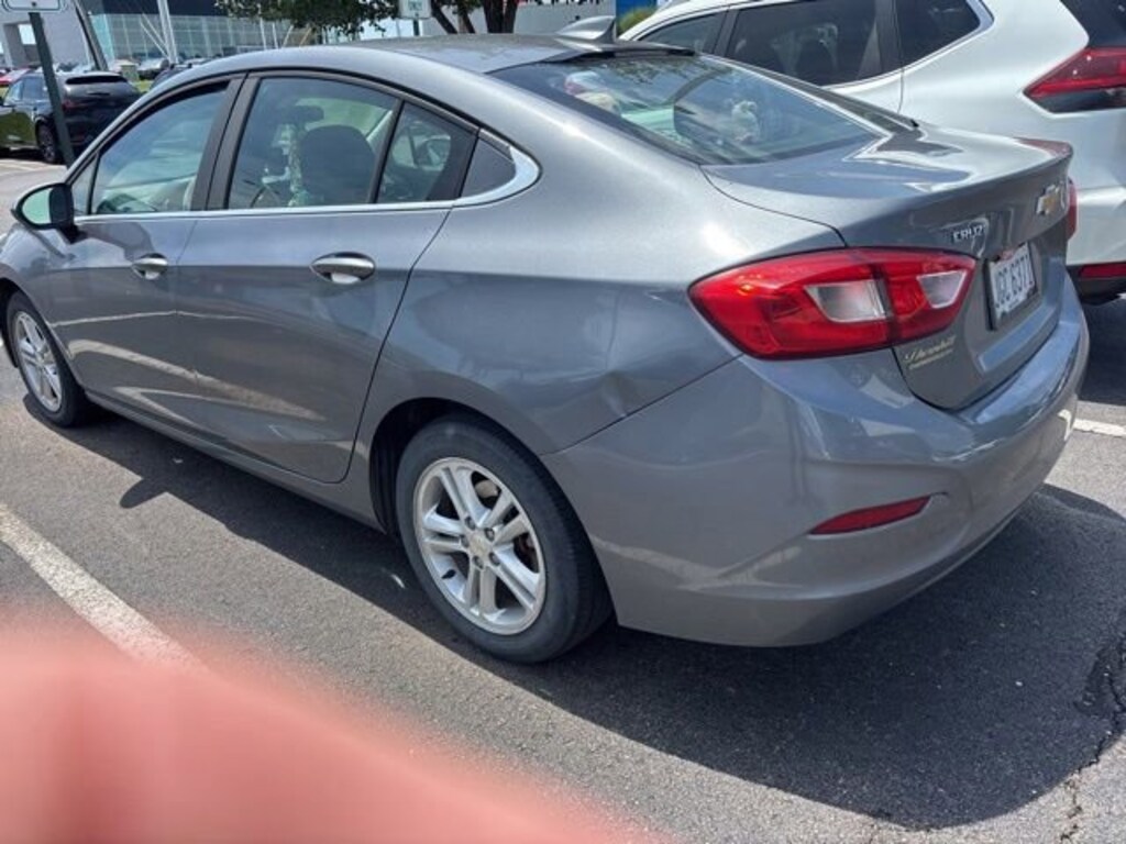 Used 2018 Chevrolet Cruze LT Auto Sedan