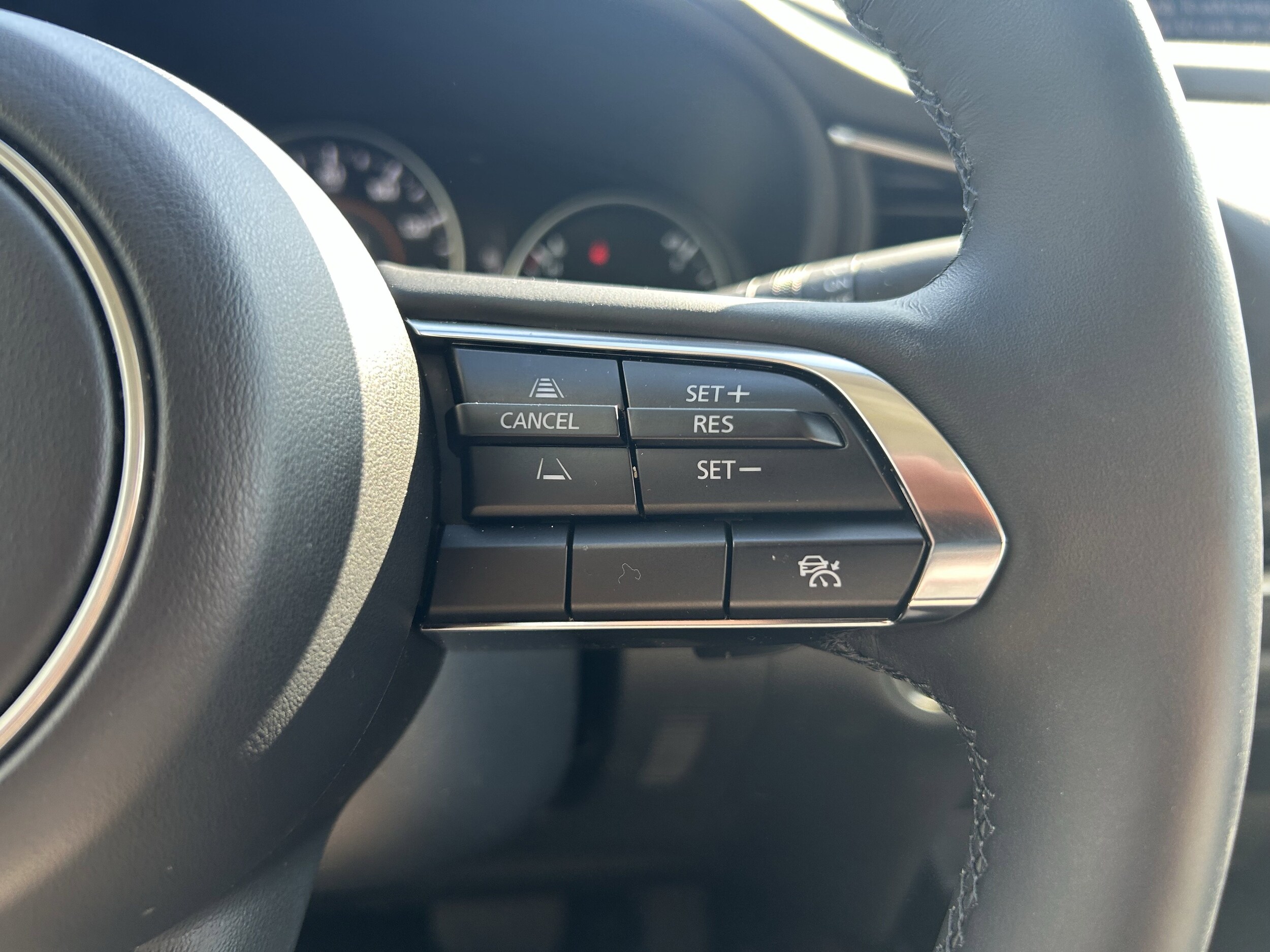 2025 Mazda CX-30 Turbo Premium - Photo 18