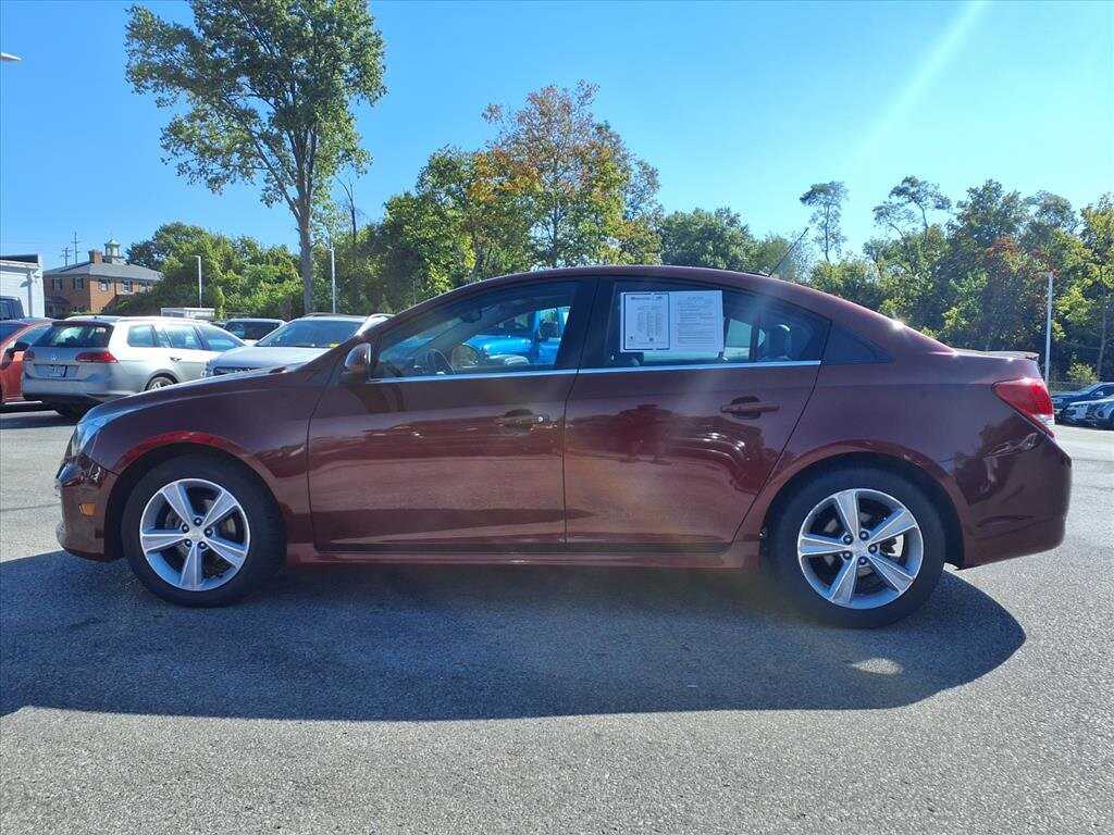 2016 Chevrolet Cruze photo 3