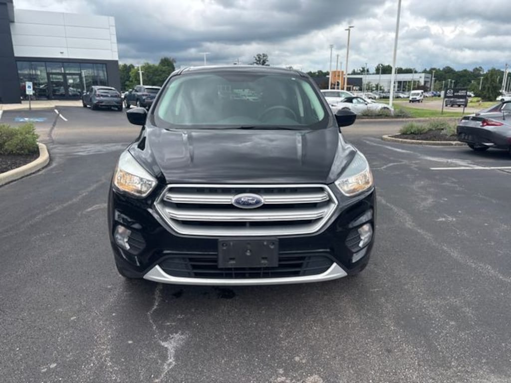Used 2017 Ford Escape SE SUV