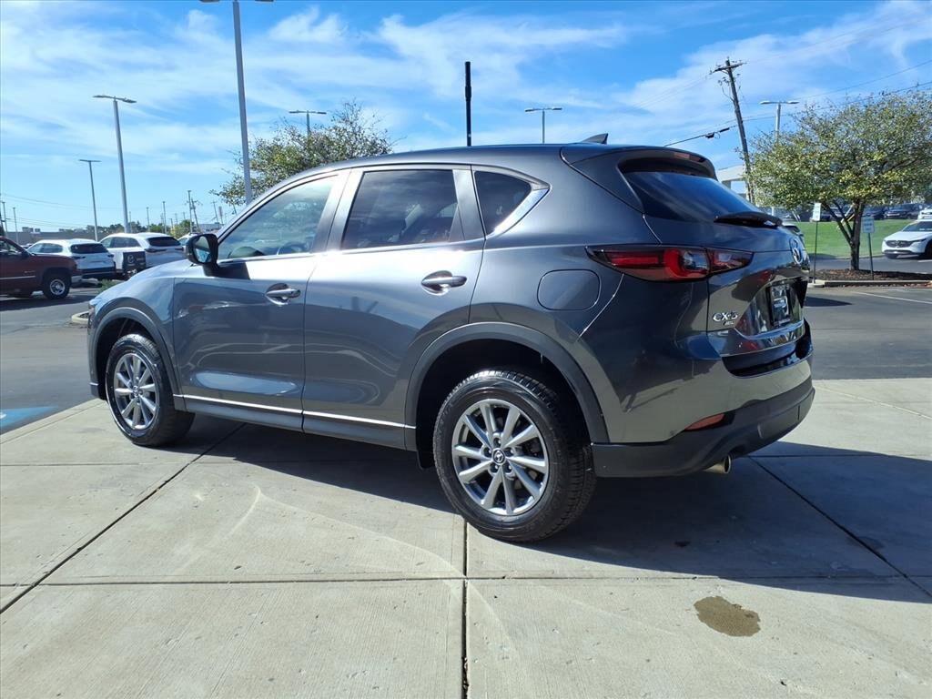2023 Mazda CX-5 2.5 Select photo 2