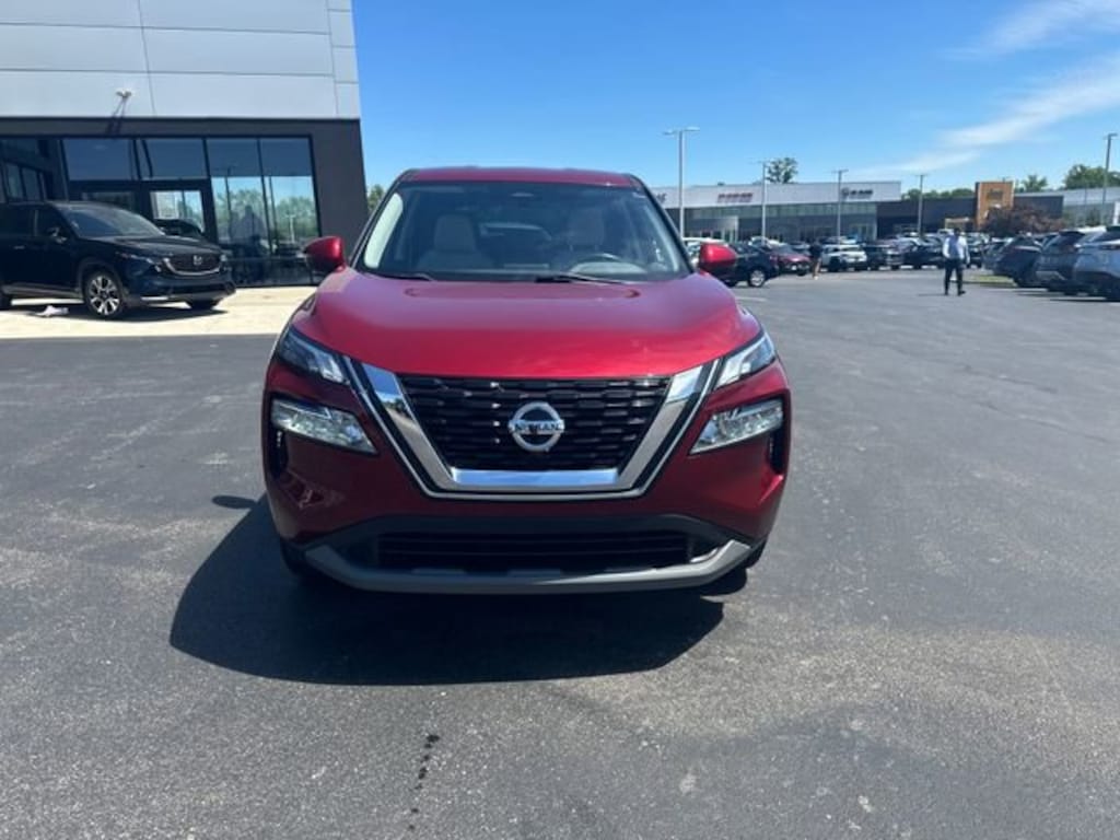 Used 2021 Nissan Rogue SV SUV