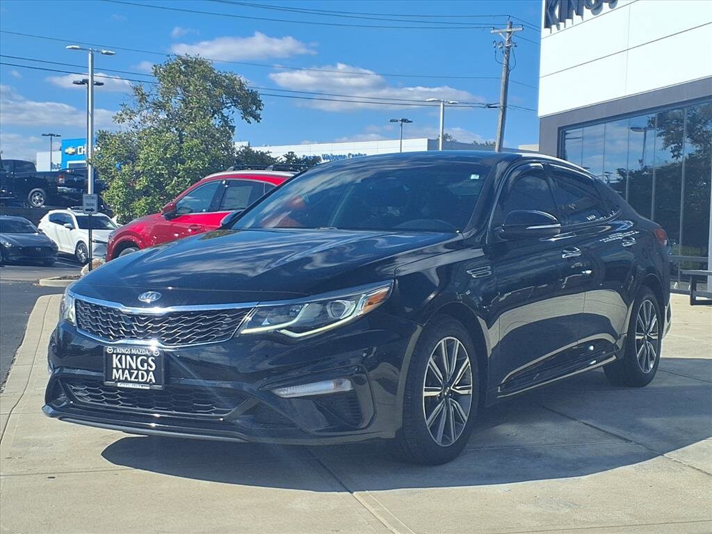 2019 Kia Optima LX photo 2