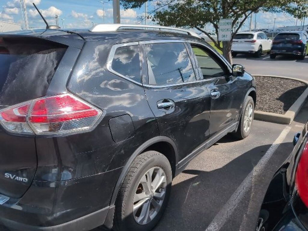 Used 2016 Nissan Rogue SV SUV
