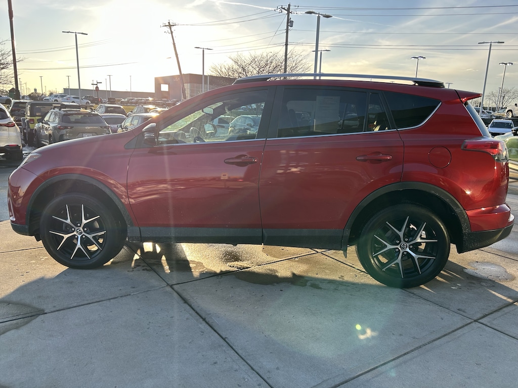Used 2016 Toyota RAV4 SE SUV