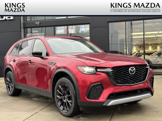 2025 Mazda CX-70 Premium Package's photo