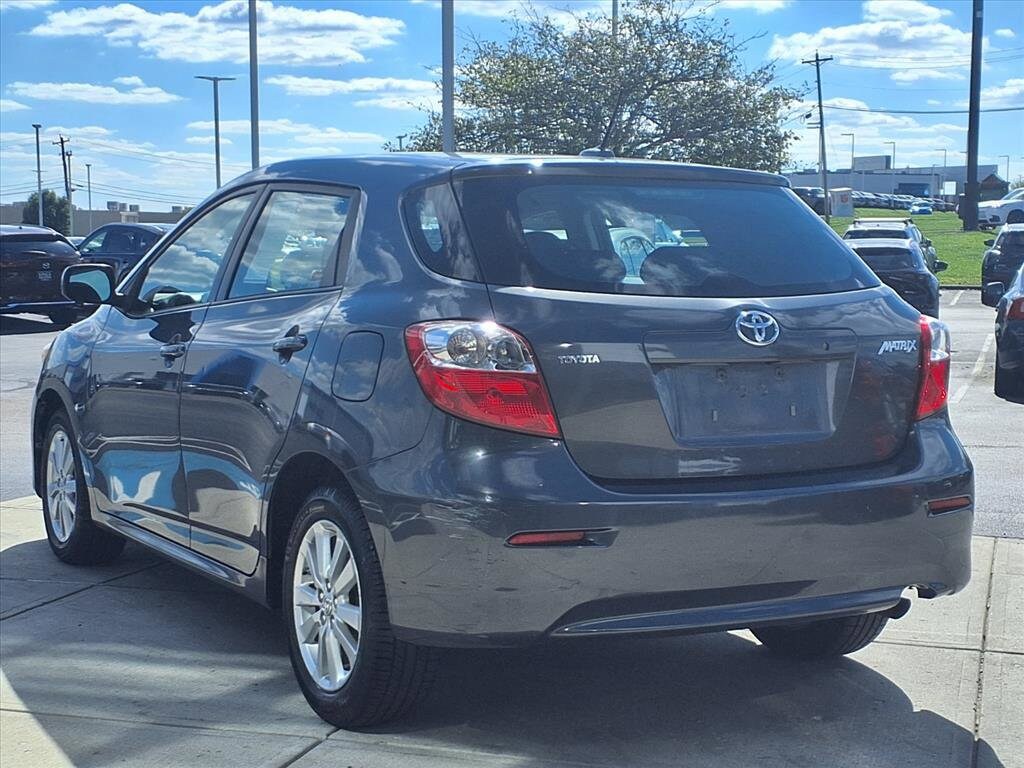 2009 Toyota Corolla Matrix L 4WD photo 4
