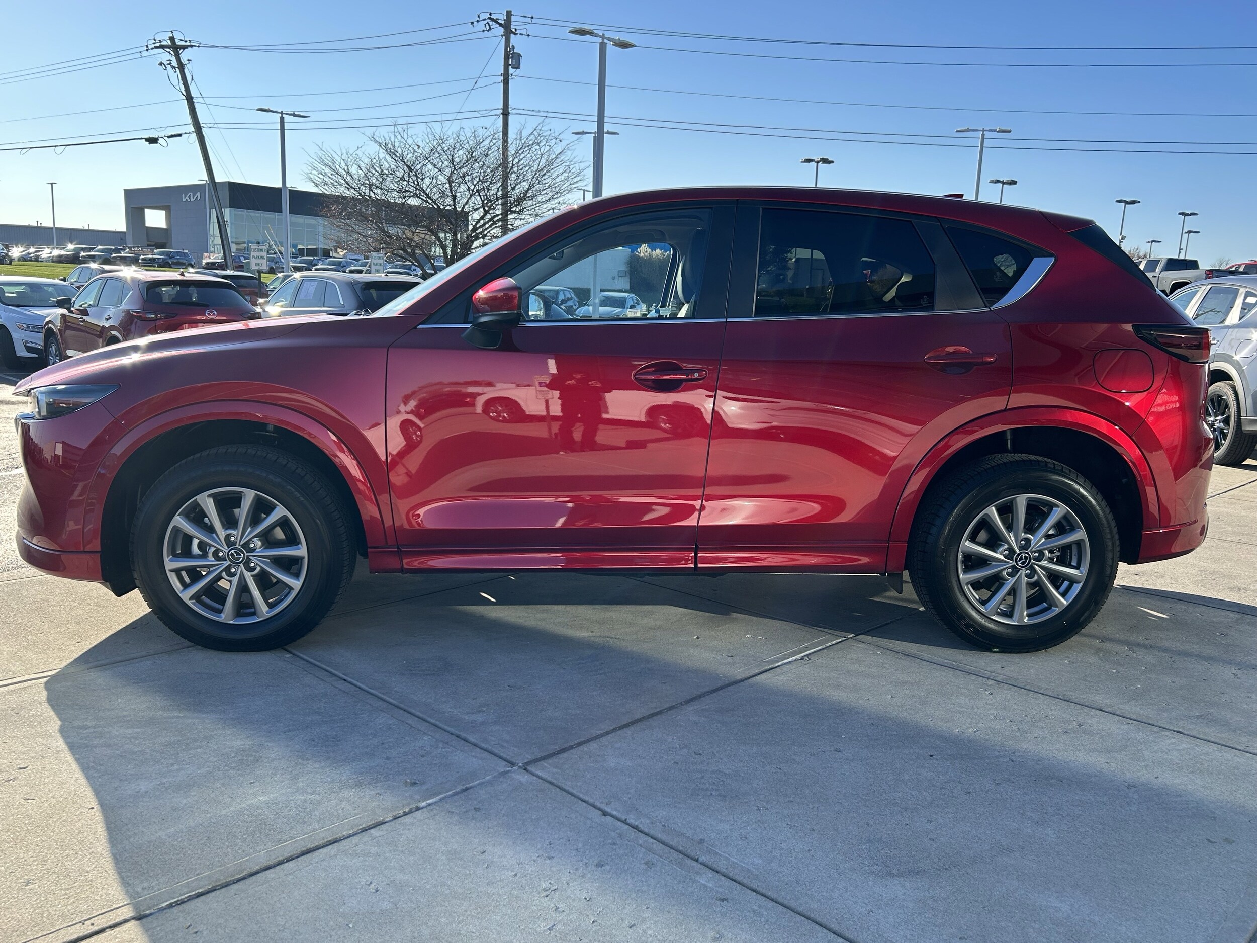 2025 Mazda CX-5 2.5 S Preferred photo 4