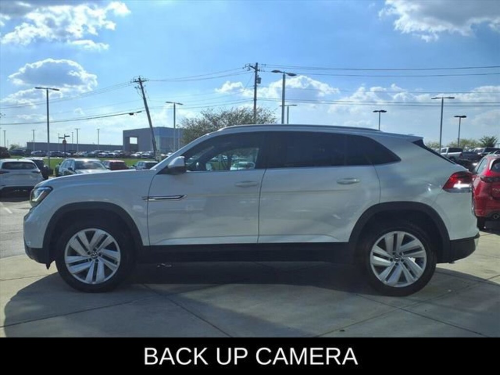 Used 2022 Volkswagen Atlas Cross Sport 2.0T SE w/Technology SUV