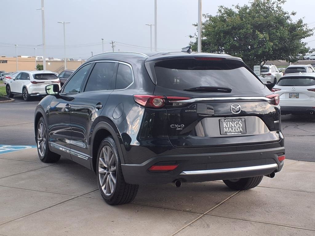 2022 Mazda CX-9 Grand Touring photo 2