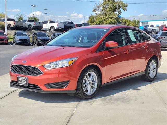 Used 2018 Ford Focus SE with VIN 1FADP3F22JL267881 for sale in Cincinnati, OH