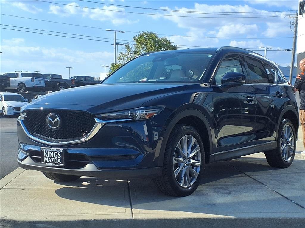 2019 Mazda CX-5 Grand Touring photo 2