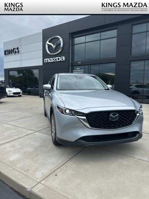 2023 Mazda CX-5 S Select Package Auto AWD's photo