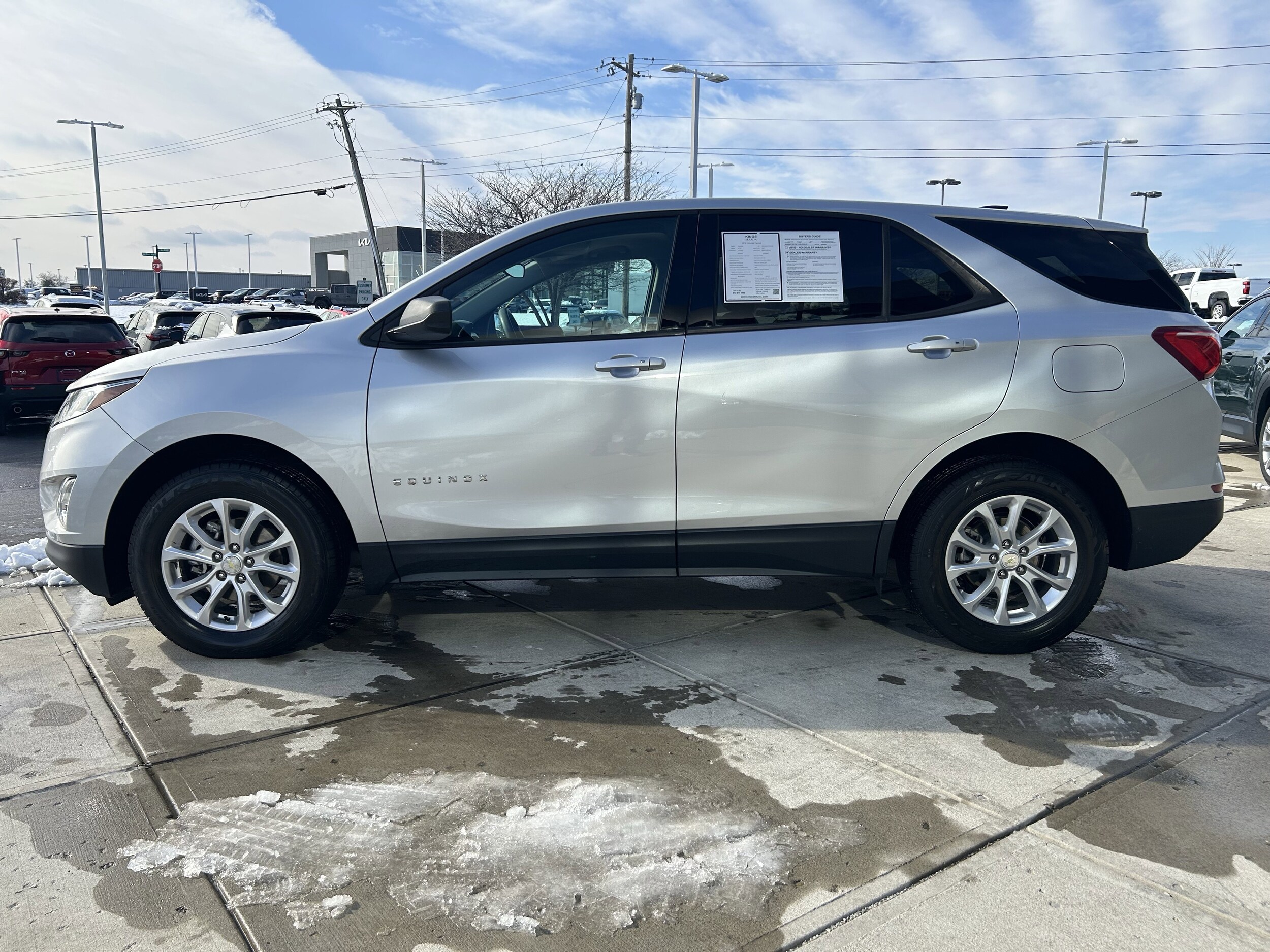 2019 Chevrolet Equinox LS photo 4