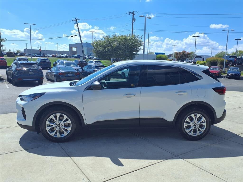 2023 Ford Escape Active photo 3