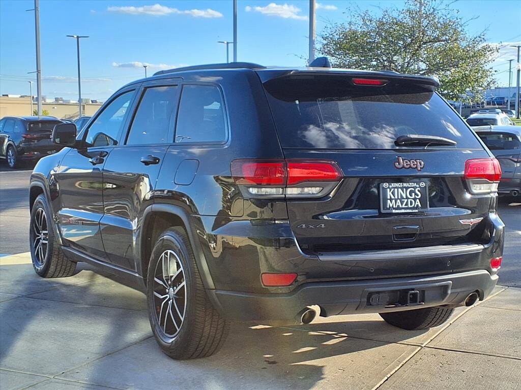 2018 Jeep Grand Cherokee Trailhawk photo 3