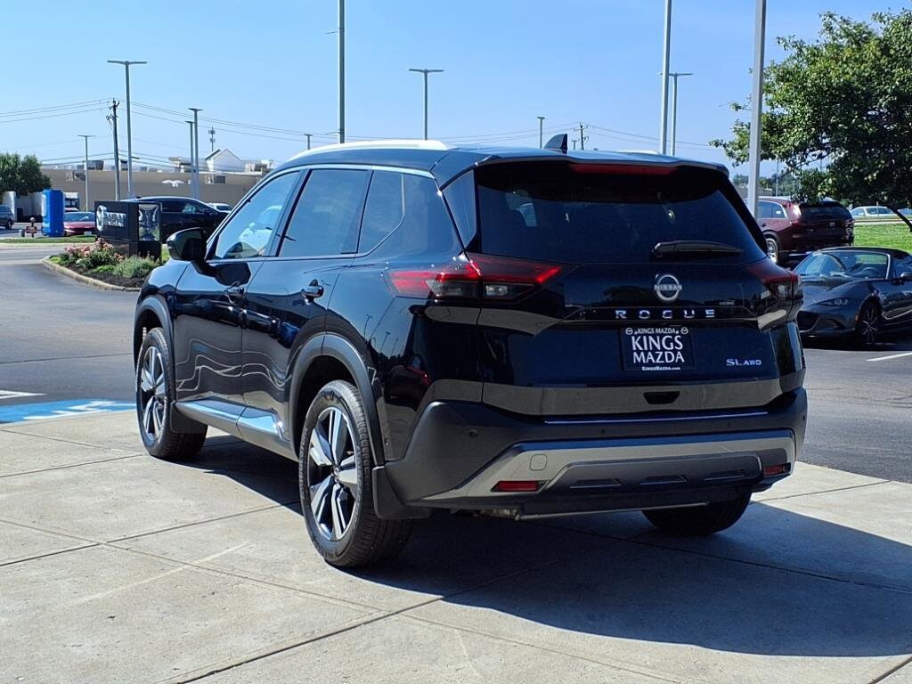 2023 Nissan Rogue SL photo 4