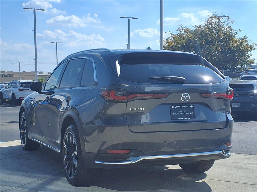 2024 Mazda CX-90 Premium photo 3