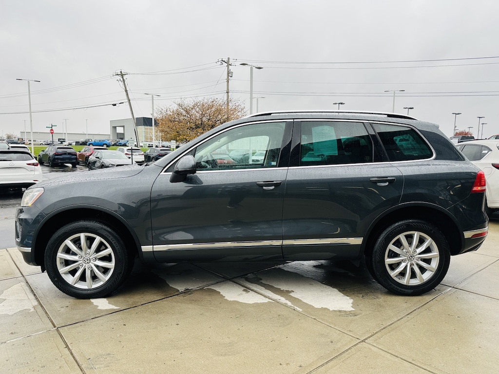 Used 2015 Volkswagen Touareg V6 SUV