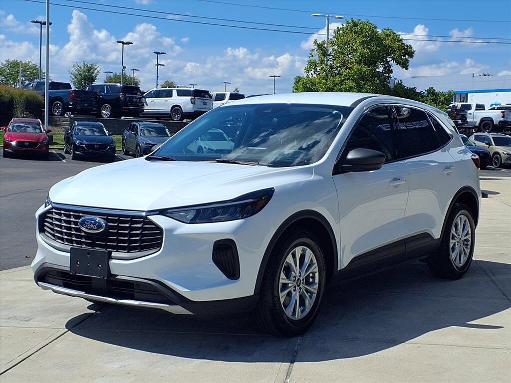 2023 Ford Escape Active photo 2