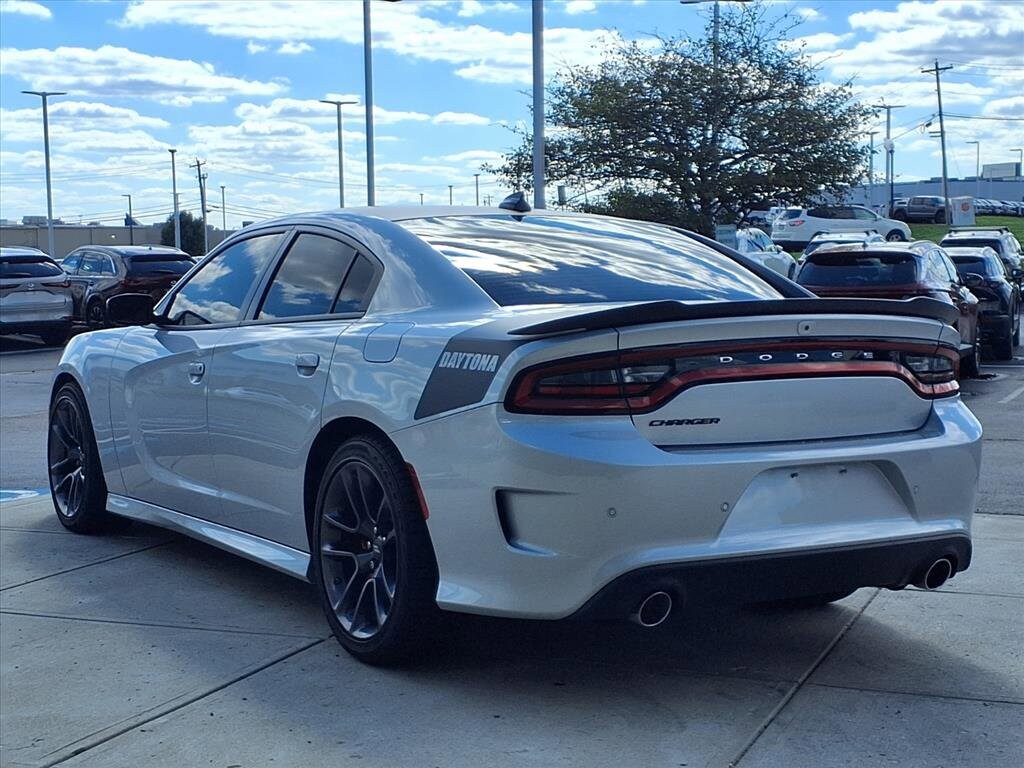 2023 Dodge Charger R/T photo 4