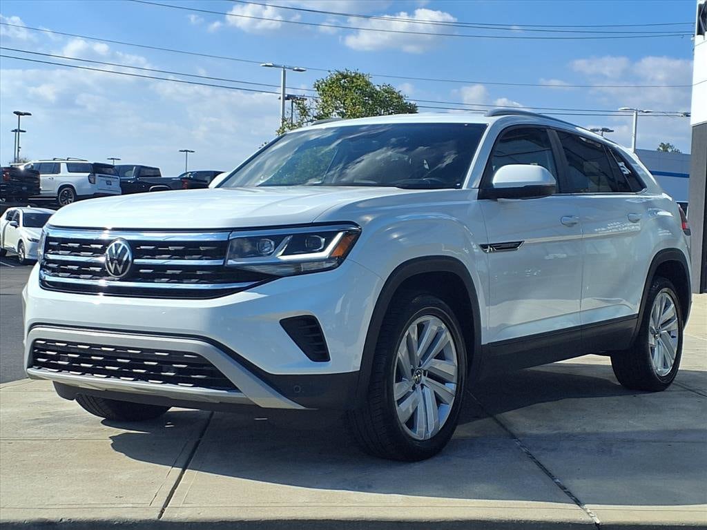 Used 2022 Volkswagen Atlas Cross Sport 2.0T SE w/Technology SUV