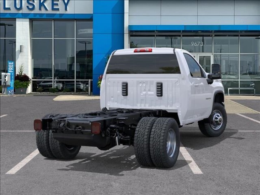 New 2025 Chevrolet Silverado 3500HD Chassis Work Truck Truck Regular Cab