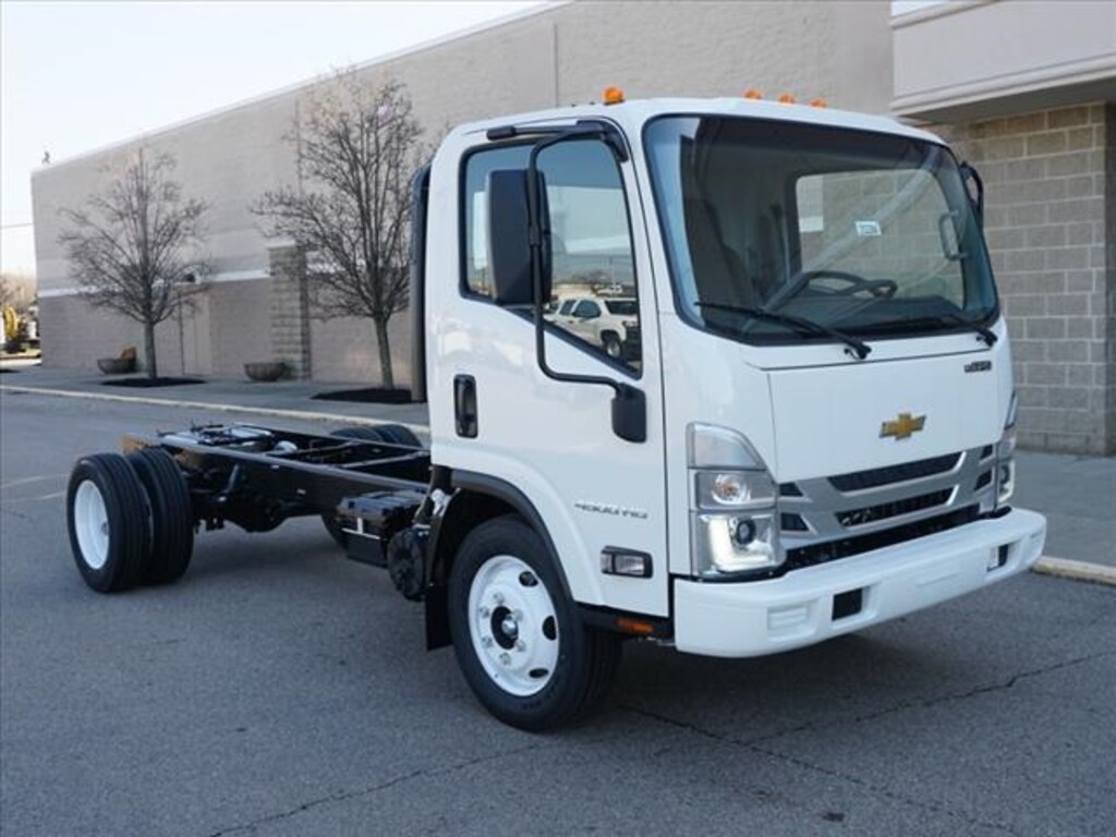 New 2025 Chevrolet 4500 HG LCF Gas 150" Wheelbase Truck Regular Cab