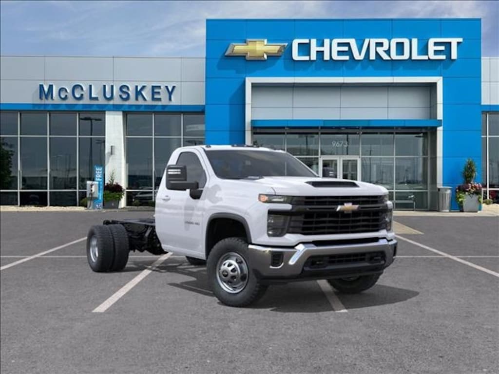 New 2025 Chevrolet Silverado 3500HD Chassis Work Truck Truck Regular Cab