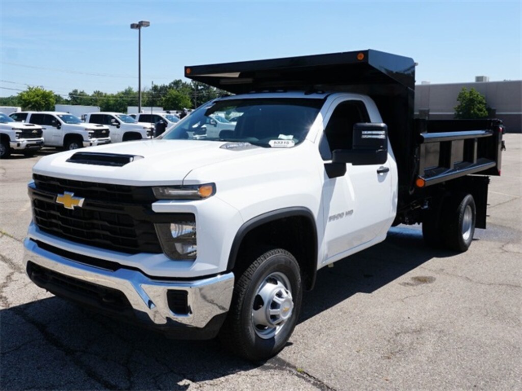 New 2025 Chevrolet Silverado 3500HD Chassis Work Truck Truck Regular Cab