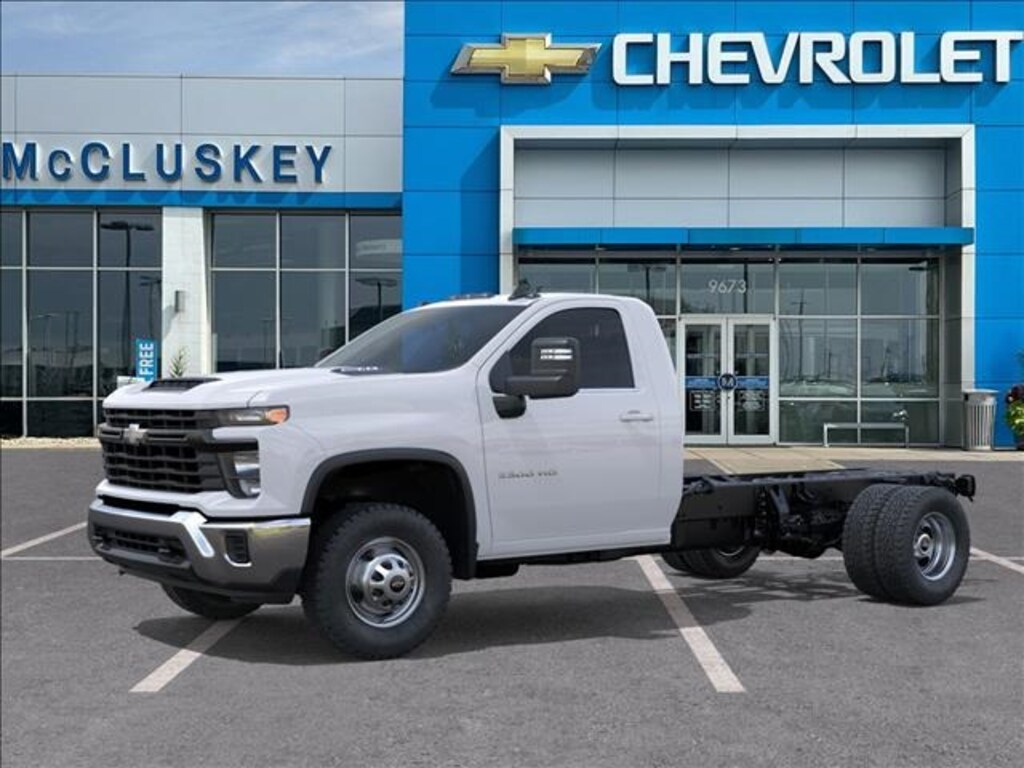 New 2025 Chevrolet Silverado 3500 HD Chassis Work Truck Truck Regular Cab