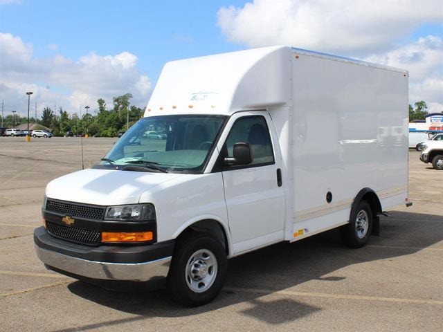 2026 Chevrolet Express Cutaway Base