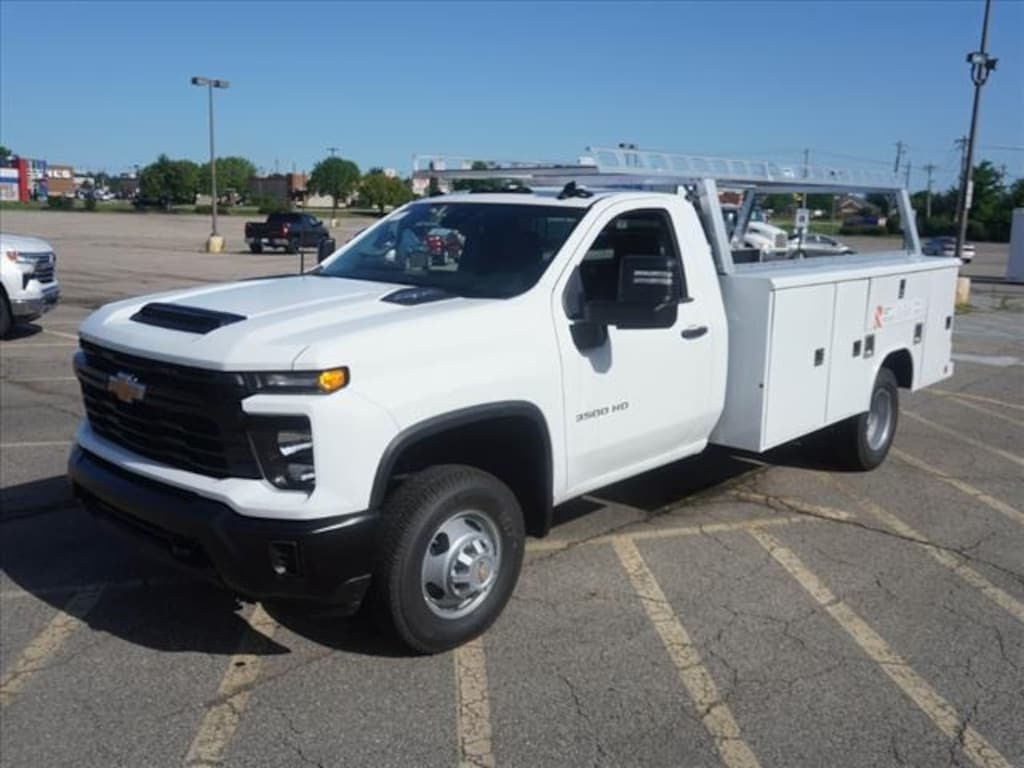 New 2024 Chevrolet Silverado 3500 HD Chassis Work Truck Truck Regular Cab
