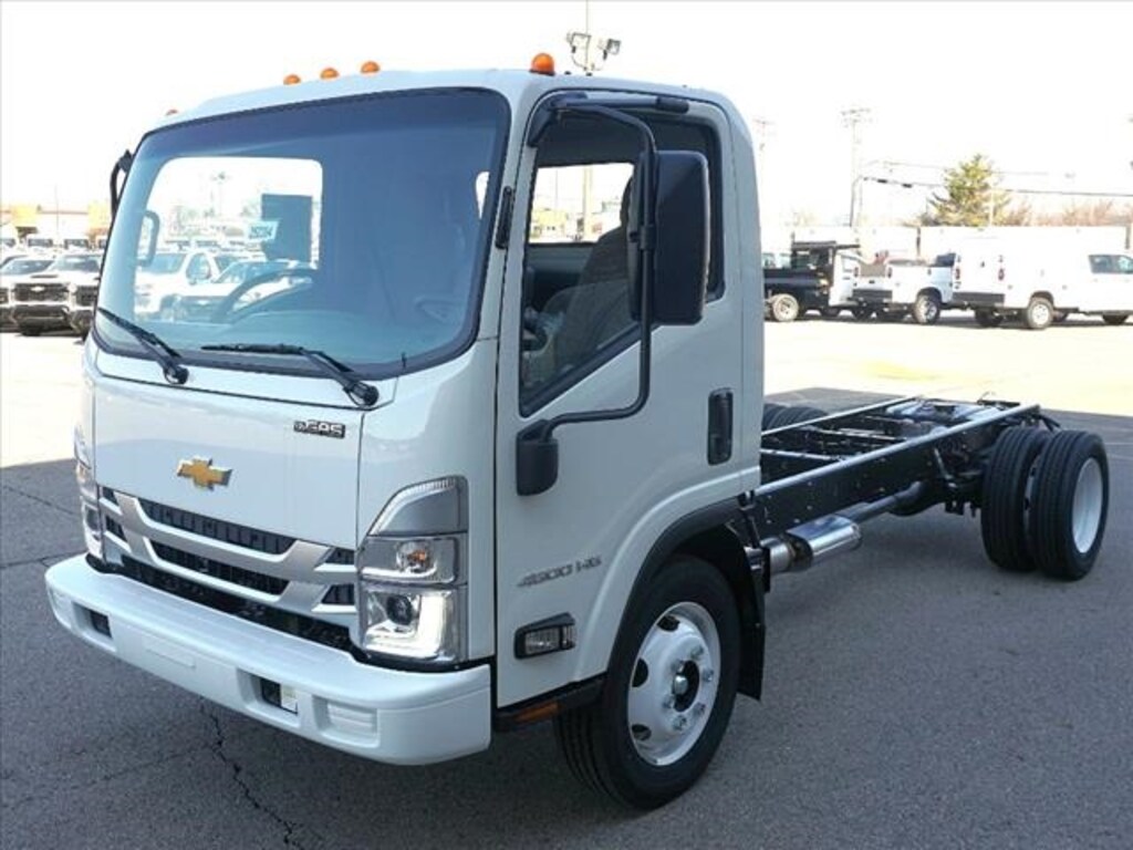 New 2025 Chevrolet 4500 HG LCF Gas 150" Wheelbase Truck Regular Cab