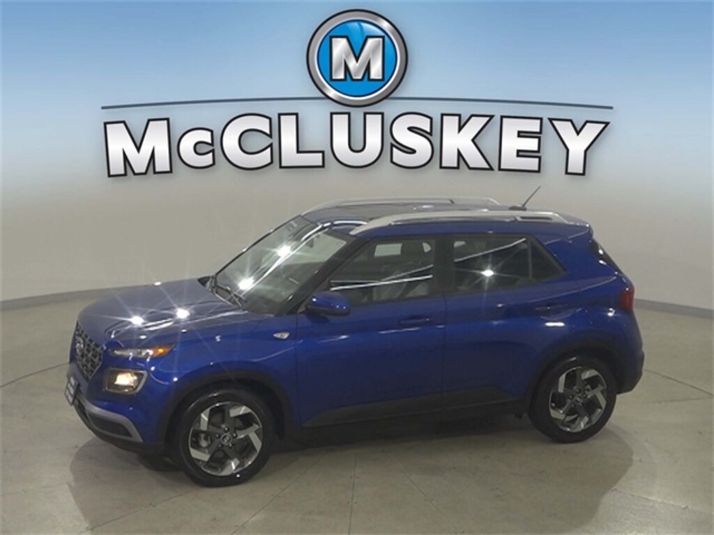 Used 2023 Hyundai Venue SEL SUV