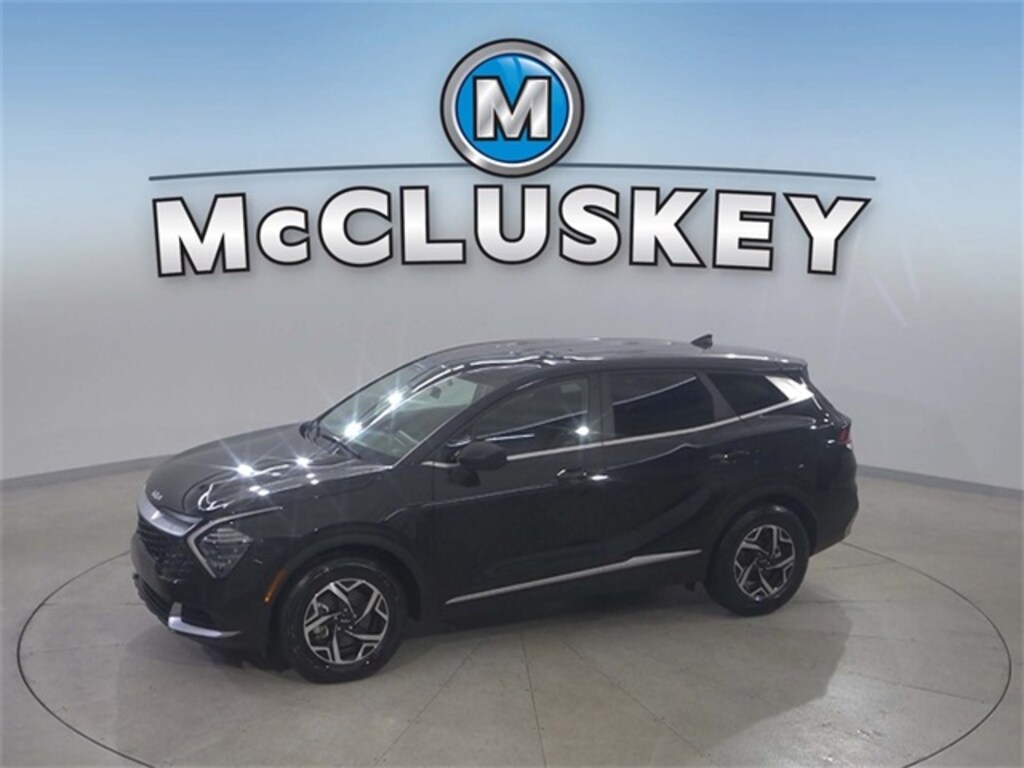 Used 2024 Kia Sportage LX SUV