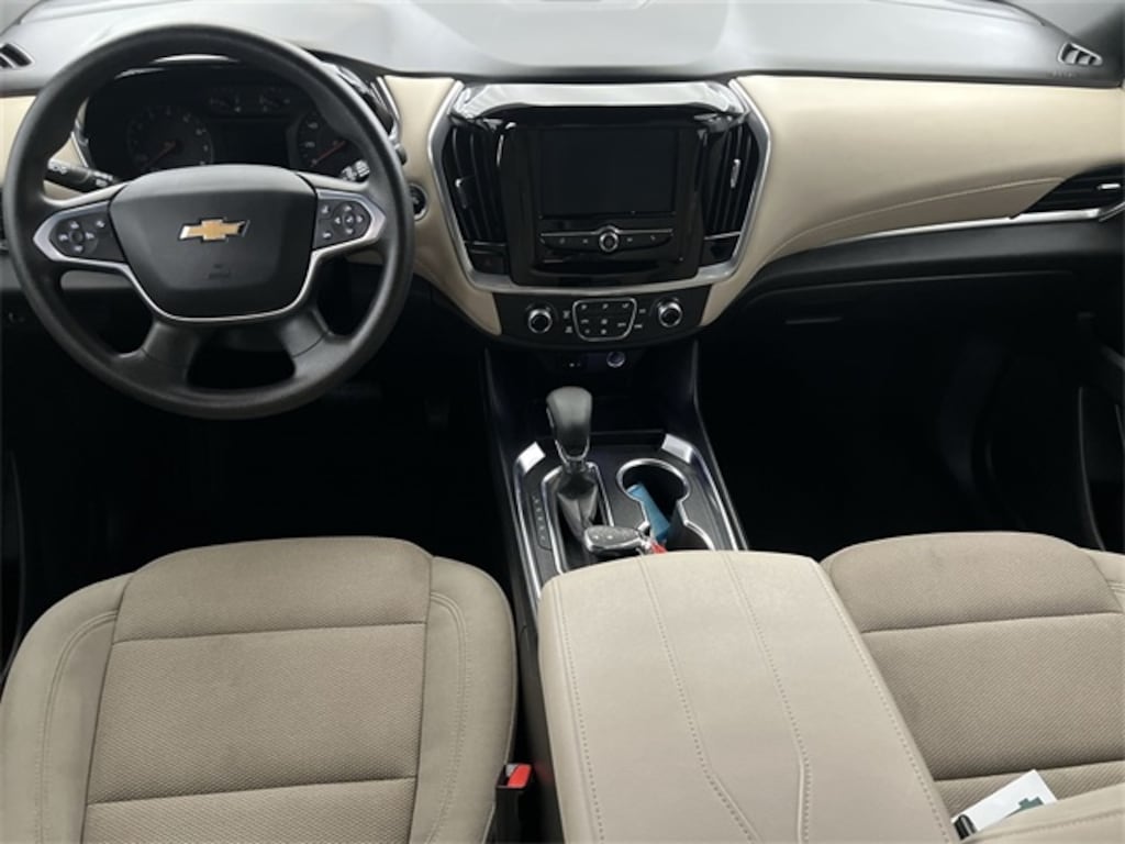 Used 2022 Chevrolet Traverse LS SUV