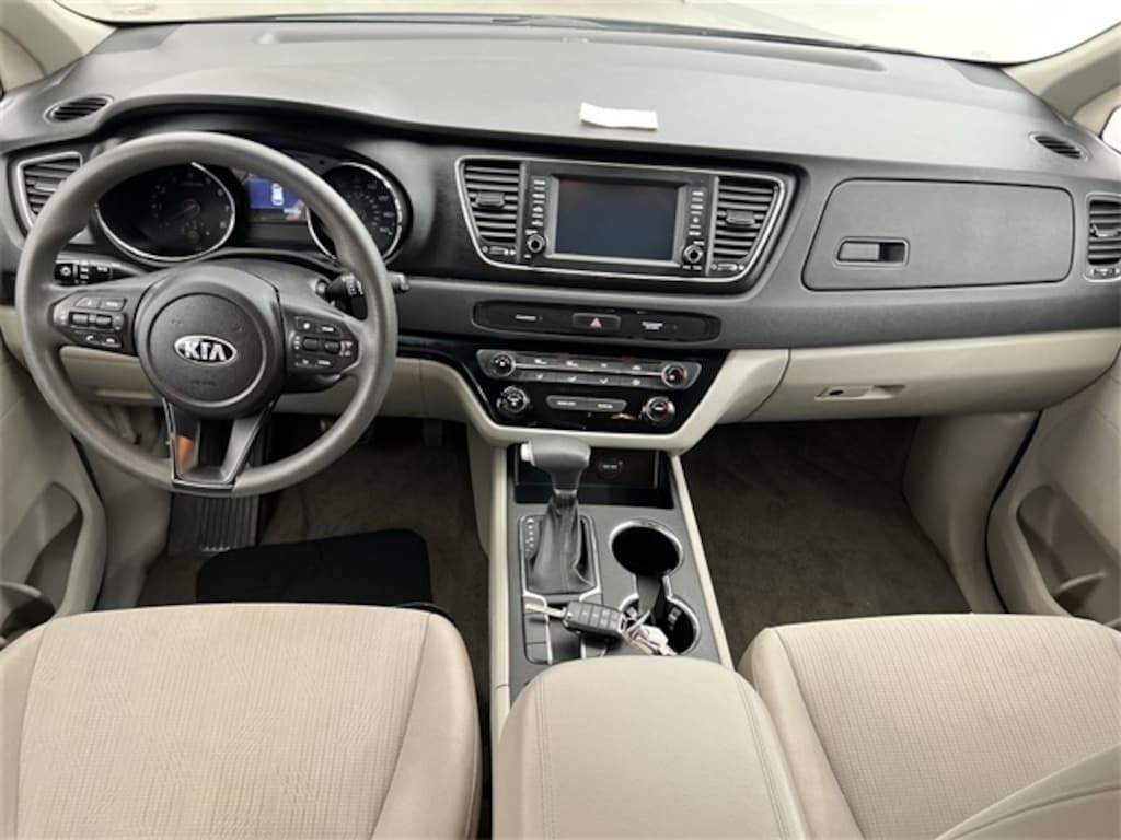 Used 2021 Kia Sedona LX Minivan/Van