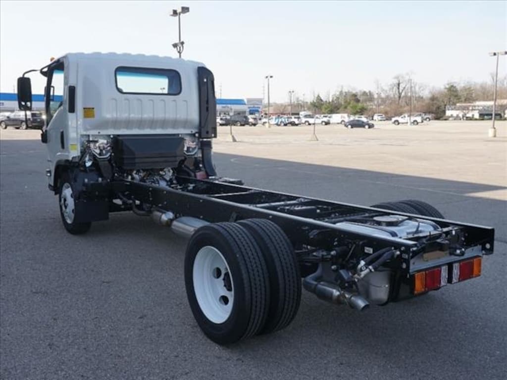 New 2025 Chevrolet 4500 HG LCF Gas 150" Wheelbase Truck Regular Cab