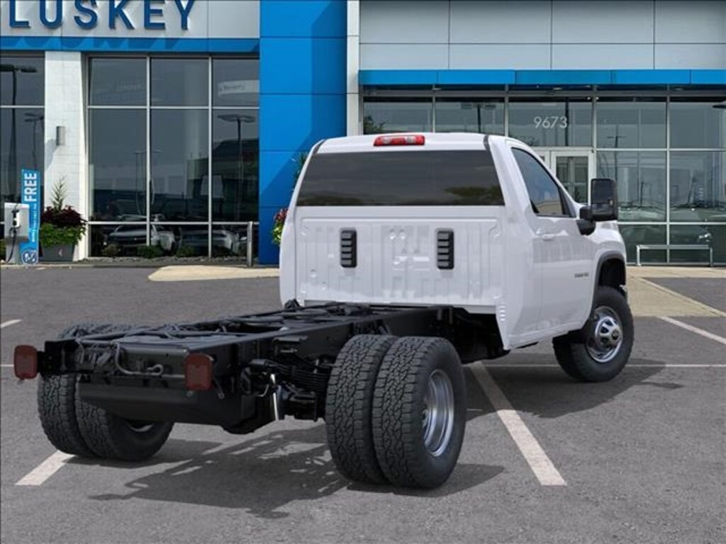 New 2025 Chevrolet Silverado 3500HD Chassis Work Truck Truck Regular Cab