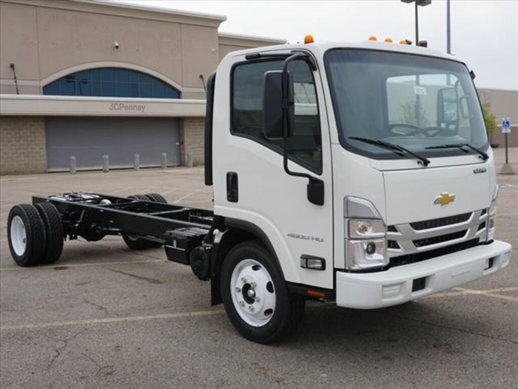 New 2025 Chevrolet 4500 HG LCF Gas 176" Wheelbase Truck Regular Cab