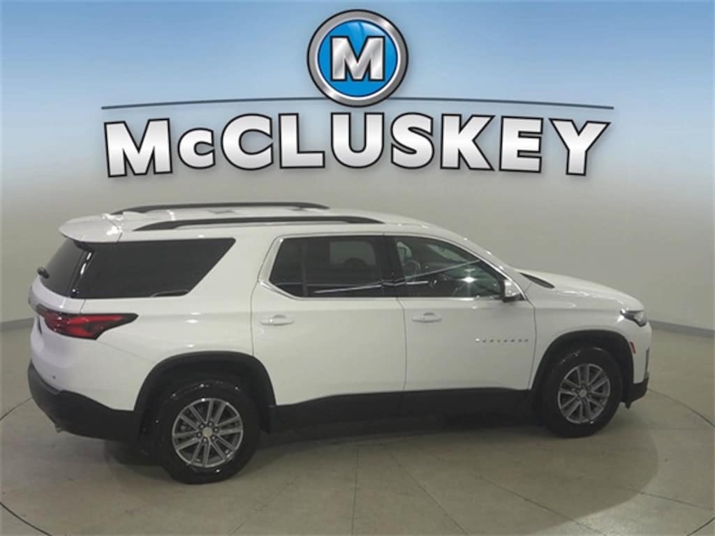 Used 2023 Chevrolet Traverse LT SUV